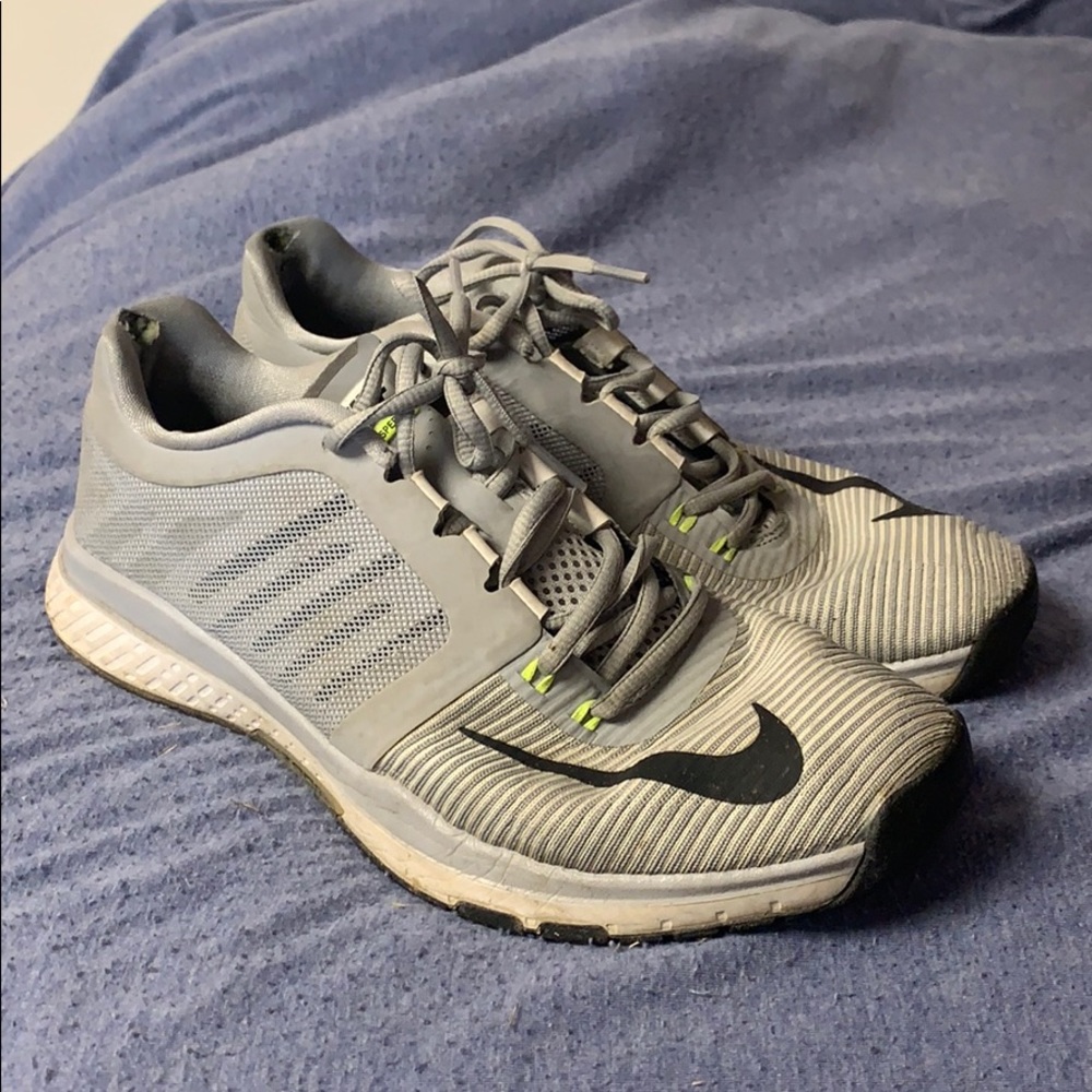 Nike tennis shoes